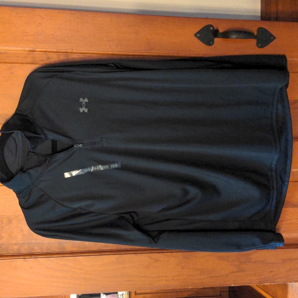 Men's under armor long sleeve workout shirt